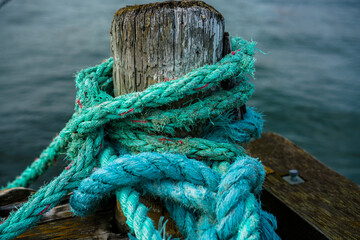 Fototapeta premium rope on the pier