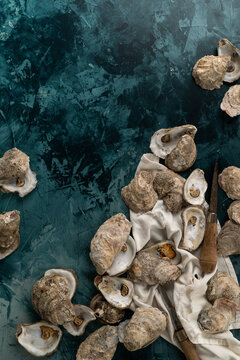 Oyster shells with oyster knife 