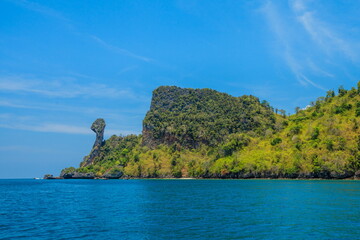Fototapeta premium Koh Kai Island on the andaman sea,Krabi, Thailand