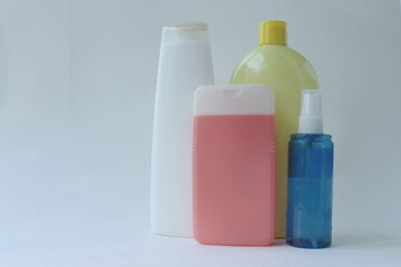 cosmetic jars, shower gel, shampoo, cosmetic containers, yellow jar, white jar, pink jar, shower accessories