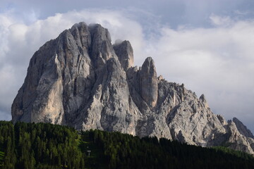Val Gardena
One of the most beautiful valleys in the Dolomites. The colors and the contrasts make the landscape 