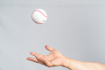 硬式野球ボール