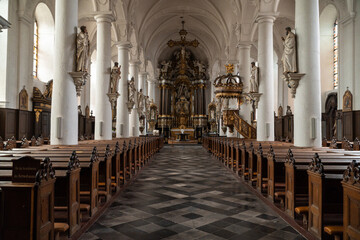 Fototapeta na wymiar Inside St. Nikolaus Kirche in Eupen