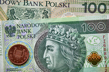 polski banknot i moneta angielska , Polish banknote and English coin - obrazy, fototapety, plakaty