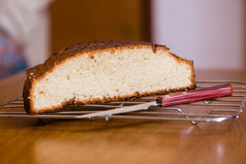 Details of a delicious freshly homemade cake recently baked
