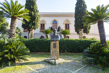 Agrigento, Valley of the Temples, bust of Alexander Hardcastle