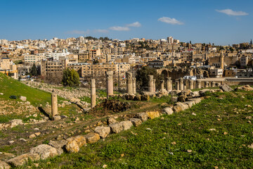 Ancient Roman City Jerash Jordan. Created 300 BC to 100 AD and a city through 600 AD. Not conquered until 1112 AD. Most original Roman City in the Middle East. - 520410592