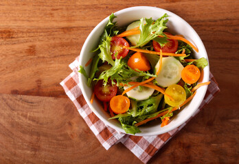 Fresh vegetable salad