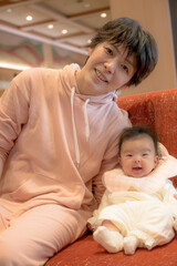 赤ちゃんとお母さん