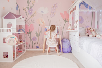 child in bedroom with mirror