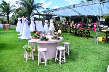wedding table setting, garden party