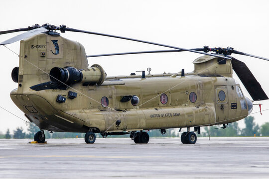 Vilnius Lithuania 2022-06-01
Reg: 15-08177 Boeing CH-47F Chinook
United States - US Army