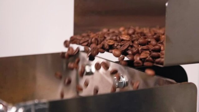 Coffee beans dosing machine - vibration