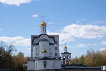 Fototapeta na wymiar The Church of Matrona of Moscow in the provincial town of Noginsk