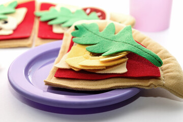 Toy pizza. Games for children. Educational games for children.