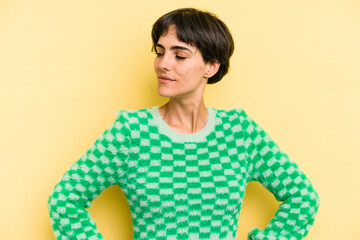 Young caucasian woman with a short hair cut isolated dreaming of achieving goals and purposes