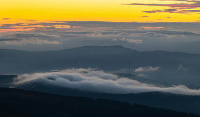 Fototapeta premium Dusk and sunset sequence in the valleys, in summer!