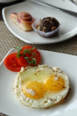 fried eggs with bacon