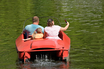 tretboot auf der nahe