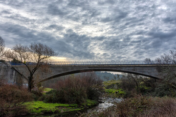 Fototapeta na wymiar Puente Nuevo de Herrera en Galapagar, Comunidad de Madrid, España