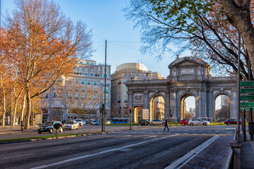 Fototapeta premium Puerta de Alcalá en la Plaza de la Independencia, Madrid, España