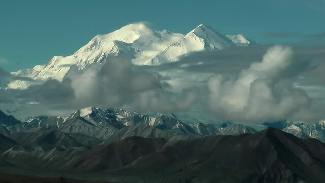 Mount Denali with clouds, Timelapse mode
Denali (also known as Mount McKinley, its former official name) is the highest mountain in North America
