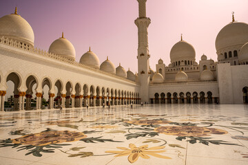 A Beautiful view of the King Zayed Masjid in UAE © ktahaziz