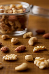 ミックスナッツ