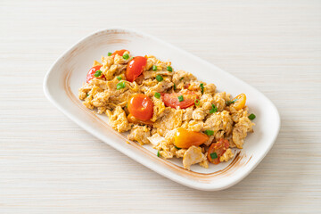 stir-fried tomatoes with egg on plate
