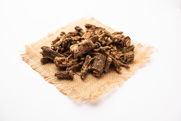 Syplocos racemosa, Lodhra is an Ayurvedic herb used in bleeding disorders, diarrhea & eye disorders