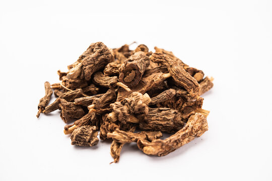 Syplocos racemosa, Lodhra is an Ayurvedic herb used in bleeding disorders, diarrhea & eye disorders
