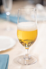 飲み物素材　グラスに入った生ビール