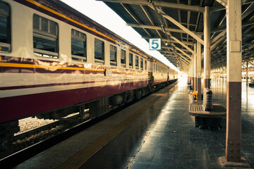 Obraz premium Mood and tone cinema at Hua Lamphong Railway Station Bangkok's main train station Plan a happy holiday vacation. Bangkok.Thailand-25.07.2022