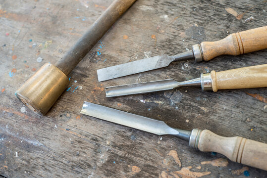 Set of gouges and mallet for wood carving
