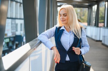 Portrait of a smiling business woman