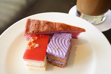 Red Sweet Potato Cake with Iced Tea - 紅芋 ケーキ アイスティー