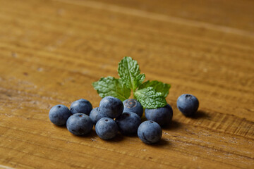 器に盛られたブルーベリー