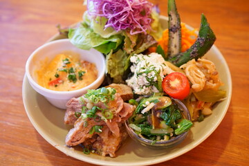 Japanese Food, Lunch, Vegetable Plate - 日本料理 旅館 昼食