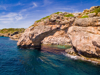Fototapeta na wymiar Es Pontas, arco natural de roca, Santanyí, Mallorca, balearic islands, spain, europe