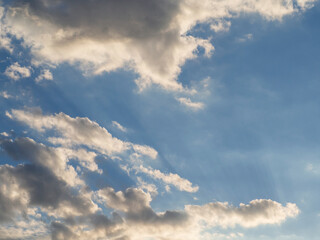 Obraz premium Cloudy blue sky with natural sunlight