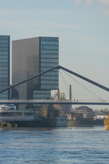 Obraz premium bridge over the river rhine
