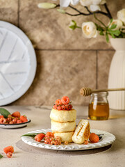cottage cheesecakes with raspberries and currants