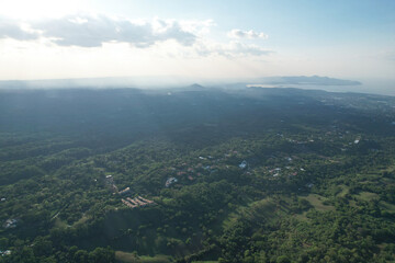 Fototapeta na wymiar Green forest in Managua panoramic view
