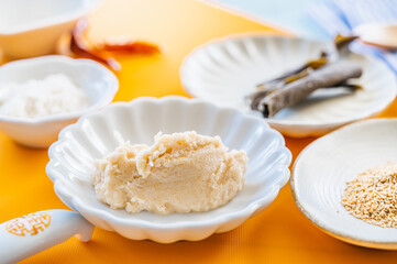 中華万能調味料と各調味料