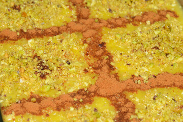 Shole Zard Close-Up