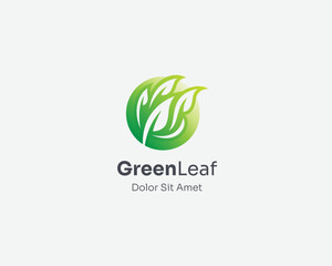Fototapeta premium Global green leaf logo gradient
