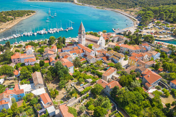 Fototapeta premium Historic town of Osor between islands Cres and Losinj, Croatia