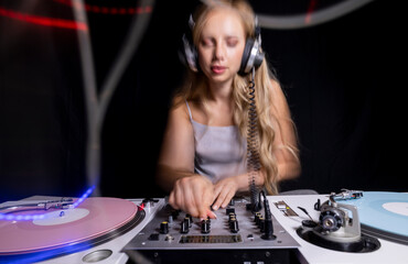 Female dj with turntables