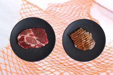 Nackensteak, Fleisch, Grill, Grillen, Schweinenackensteak,
Saftig, Fett, Zartheit, Kernbraten, Salz, Pfeffer
