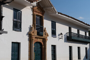 Naklejka premium Colonial houses in Villa De Leyva, Colombia.